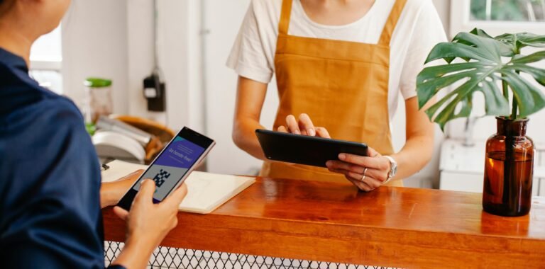 Measuring the ROI of Customer Service Automation in Retail Measuring the ROI of Customer Service Automation in Retail